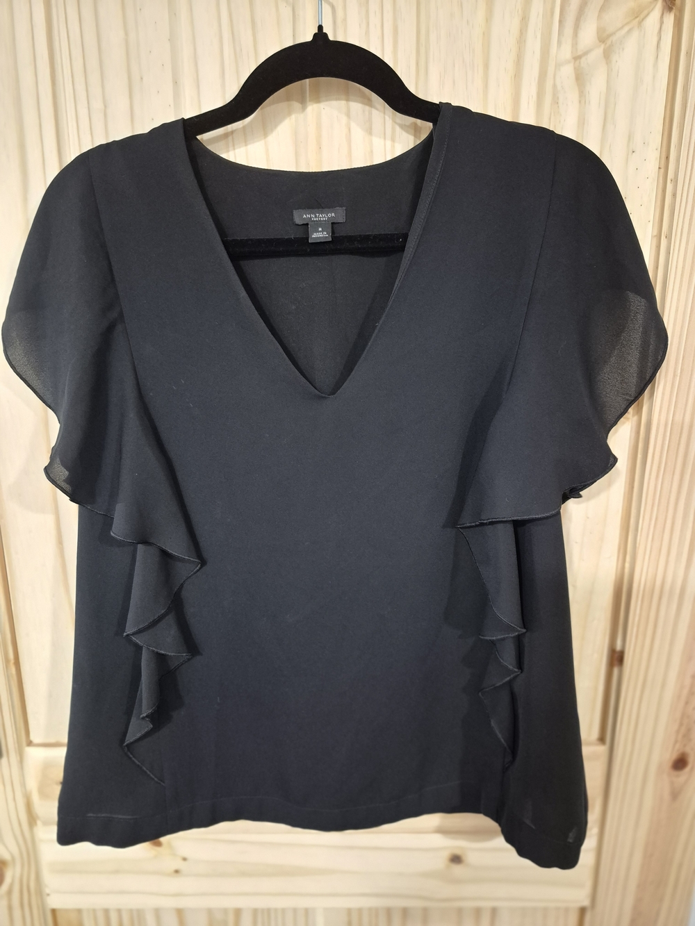 Ann Taylor Black V-Neck Ruffle Sleeve Blouse